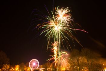 Frühlingsfest Waren Müritz Feuerwerk Frühlingsfest Waren Müritz Feuerwerk