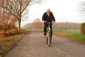 Minister Pegel gibt Baustart für Radwege Minister Pegel gibt Baustart für Radwege