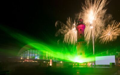 Leuchtturm in Flammen Rostock