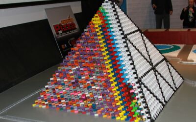 Kevin Pöhls Weltrekord Dominopyramide