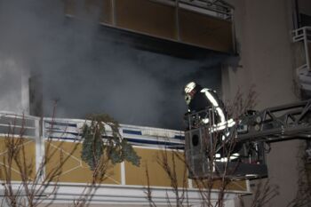 Angriff auf Rettungsdienst und Feuerwehr
