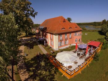 Stellenmarkt Restaurantfachkraft Mecklenburgische Seenplatte
