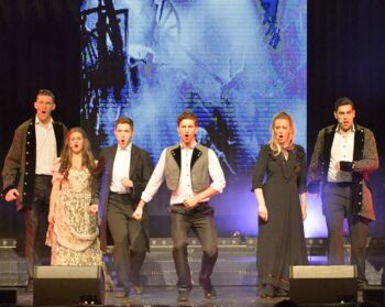 Maga Bach im Bürgersaal Waren (Müritz) Maga Bach im Bürgersaal Waren (Müritz)