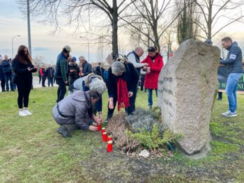 „Gedenkstein für die Opfer von Flucht und Vertreibung zum Ende des Zweiten Weltkriegs“