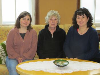 Museumsleiterin Susanne Reichert & Isabell Krukenberg und Gisela Grochowski