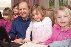 Richard Vardigans „Oper mal anders“ im Haus des Gastes in Waren (Müritz)