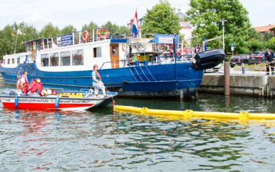 Fahrgastschiff verliert Diesel Waren Müritz