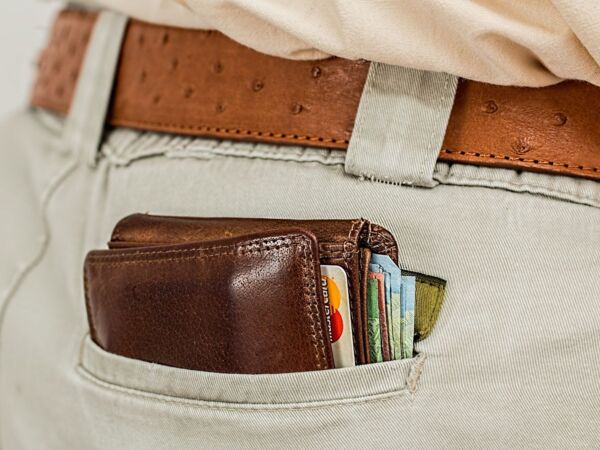 Bezahlmethoden PayPal, Bargeld und Kryptowährungen