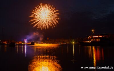 Feuerwerk zum Seefest Röbel/Müritz
