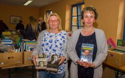 Stadtbibliothek Röbel/Müritz Eva-Maria Bening und Jacqueline Schult