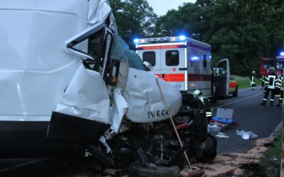Schwerer Verkehrsunfall B192 Waren (Müritz)
