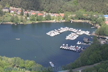 Charterboote Waren Müritz Hausboot Mecklenburgische Seenplatte mieten
