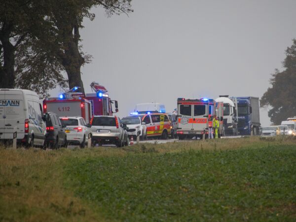 Feuerwehreinsatz Verkehrsunfall Schloen - Dratow