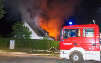 Frau stirbt bei Großbrand in Möllenhagen