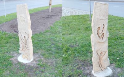 Stele in der Schulkurve Mirow