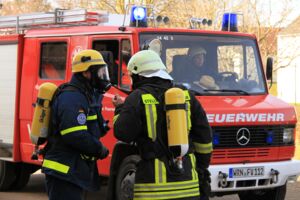 THW und Feuerwehr: Einsatzübung im Gutshaus Vollrathsruhe
