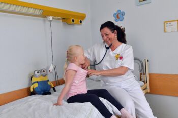 Qualitätssiegel Kinder- und Jugendklinik Demmin Krankenhaus