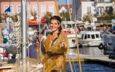 Darstellerin der Botschafterin zur Müritz Sail