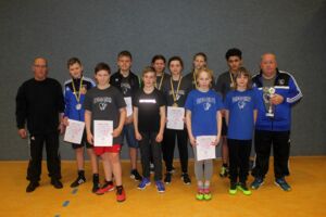 ESV-Boxer holen Pokal