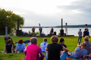 Sänger, Komponist, Liedermacher und Geschichtenerzähler Falkenberg