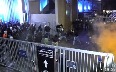 Ausschreitungen Fußballspiel Hansa Rostock - SC Paderborn 07