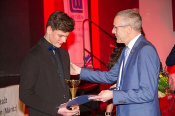 Elija Ziem vom LAV Waren/Müritz Sportlerball Waren (Müritz) 2020