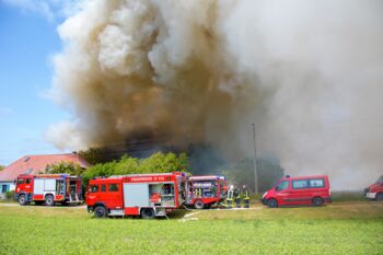 Scheunenbrand - Großfeuer Kittendorf