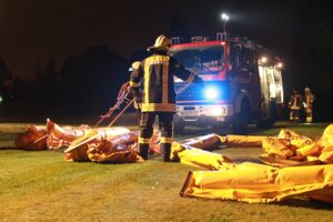 Grfahrguteinsatz - Heizöl läuft in die Müritz