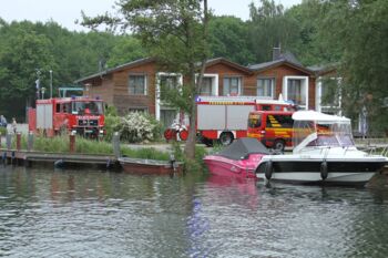 Gewässerverunreinigung auf dem Eldenburger See