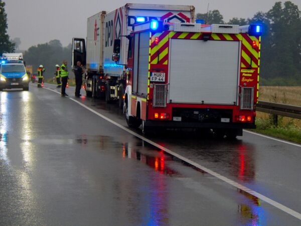 Feuerwehreinsatz Groß Plasten Unfall B192