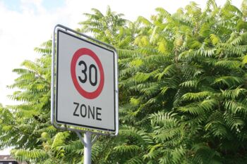 30-Zone Verkehrsregel