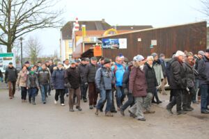 Silvesterwanderung von der Kegelbahn-Reschke um den Tiefwarensee