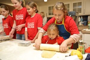 Weihnachtplätzchen backen