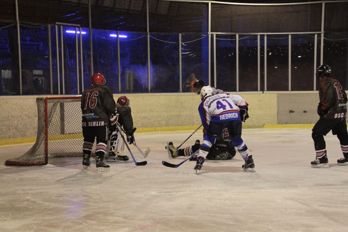 Eishockeyspiel Eishalle Malchow