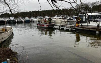 Ölunfall Eldenburger Brücke Waren (Müritz)