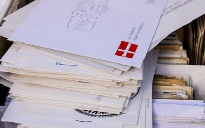 Post entsorgt Altpapiercontainer