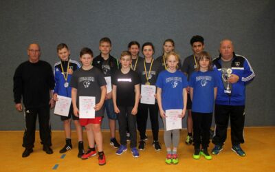 ESV-Boxer holen Pokal