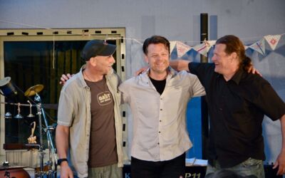 Songwriter Klaus-André Eickhoff Torsten Harder (Cello) und Willi Platzer (Percussions)