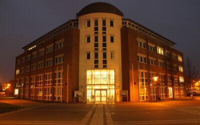 Mann stört im Verwaltungsgebäude Waren (Müritz)