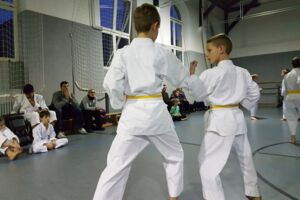 Karateprüfungen zum 9., 8. und 7. Kyu