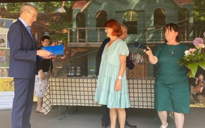 Chorleiterin Karin Günther von der Kreismusikschule Müritz