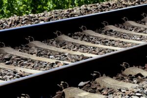 Waren (Müritz) Gefährlicher Eingriff in den Bahnverkehr