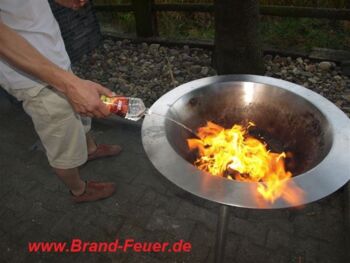 Vorsicht mit Spiritus beim Grillen