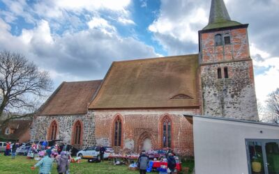 Trödelmarkt Kirche Sietow