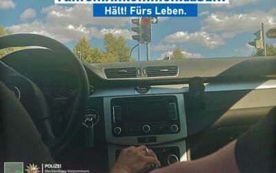 Verkehrskontrollen der Kampagne "Fahren.Ankommen.LEBEN!"