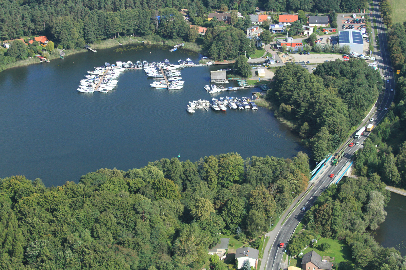 Luftbild Eldenburger Brücke Waren (Müritz)