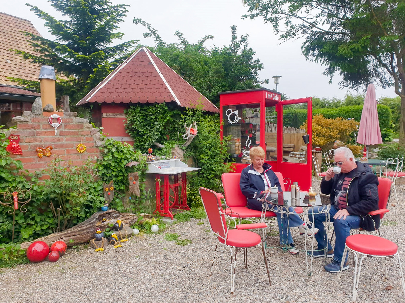 Müritz Café in der Telefonzelle