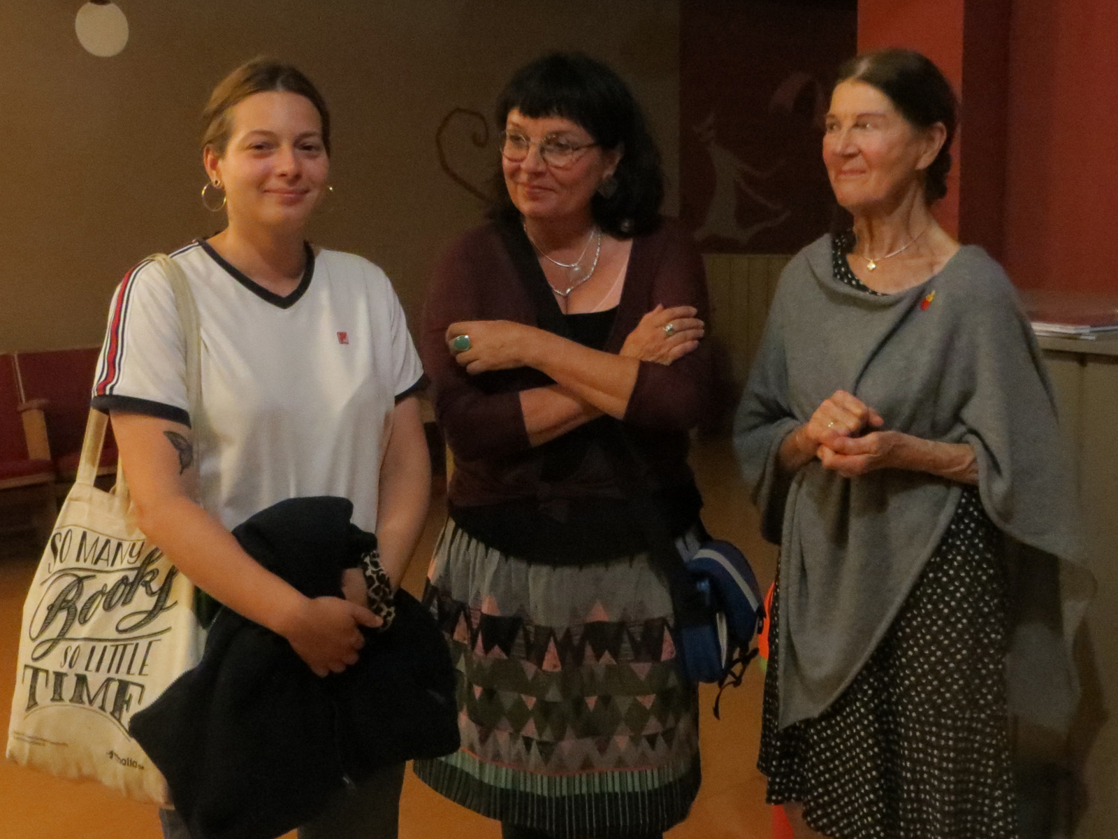 „Und da kamst du dorthin an einem schönen Sommertag – Die Frauen von Ravensbrück“