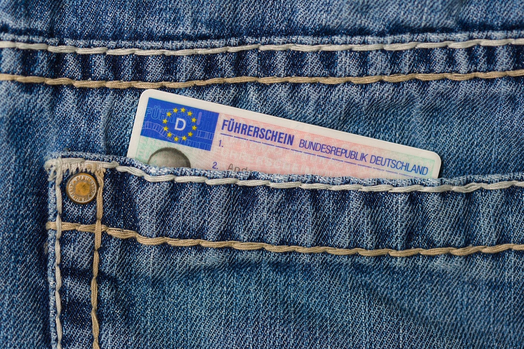 Ersatzführerschein bei der Fahrerlaubnisbehörde beantragen