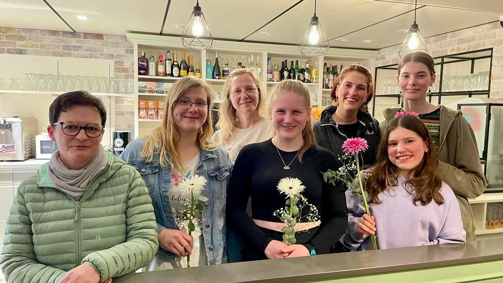Britta Christoph, Franziska Jens, Kathrin Schäfer, Emma Karnatz, Katharina Kroeger, Hanna Kroeger und Merit Sander